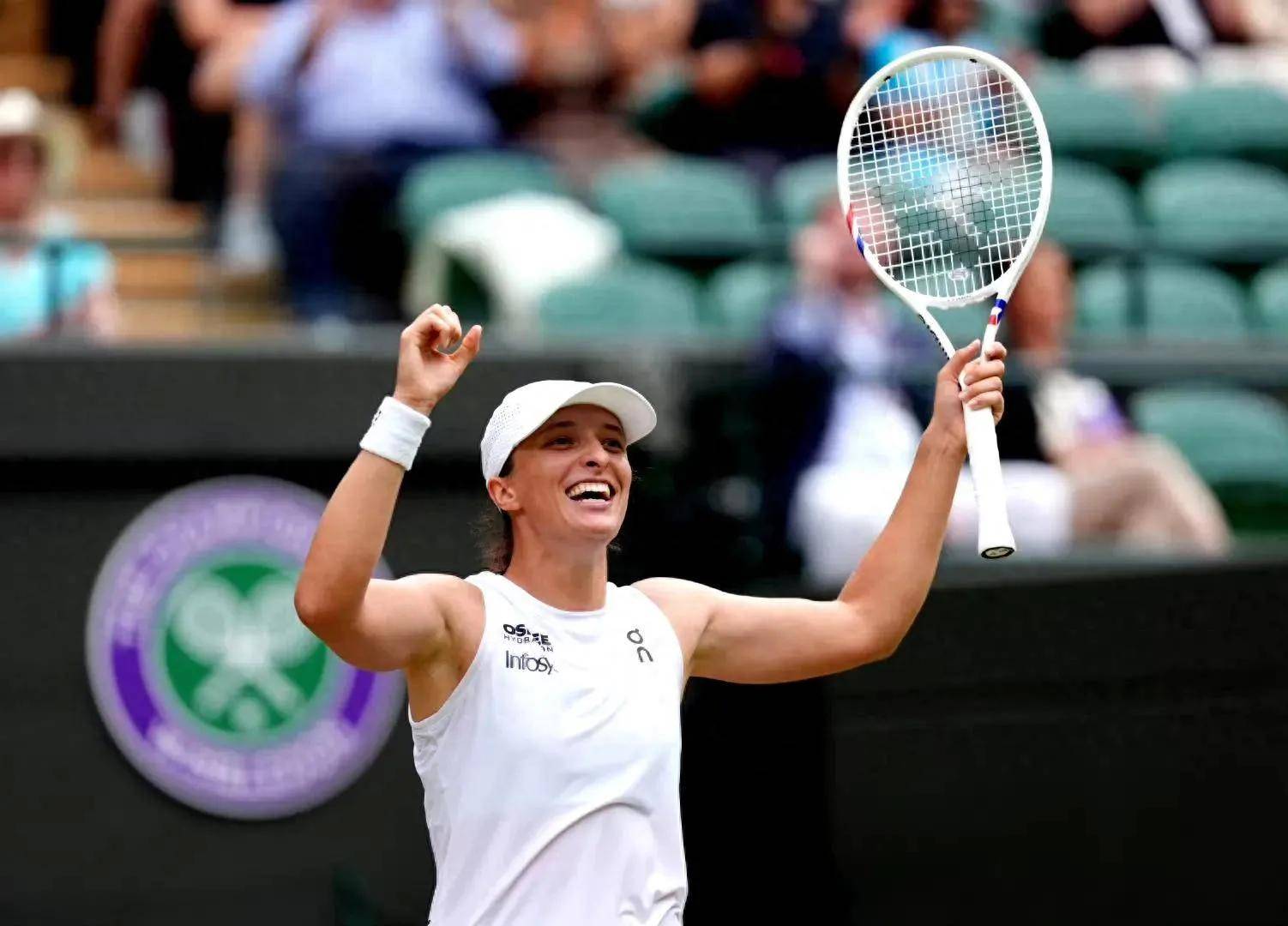 美网绝杀温网,西西帕斯刷新纪录 美网绝杀温网,西西帕斯刷新纪录