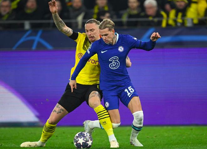 多特蒙德横扫日本，本泽马状态火热